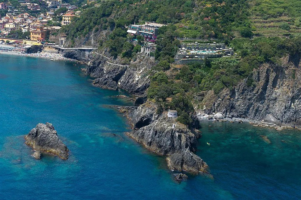 Hotel Porto Roca Monterosso al Mare 4*,  Italy