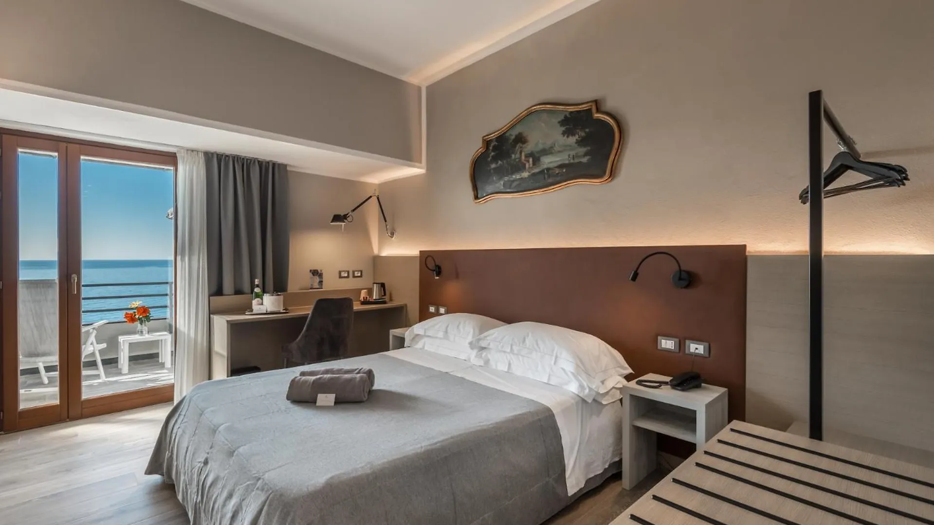 Hotel Porto Roca Monterosso al Mare